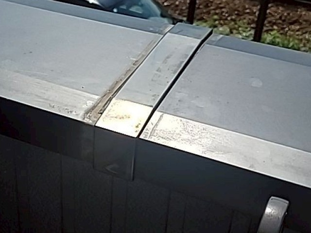 笠木　ジョイント　ずれ